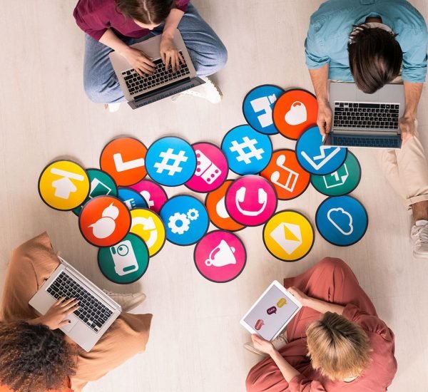 SocialSlideOne(1)